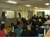 在宅看護学演習授業風景